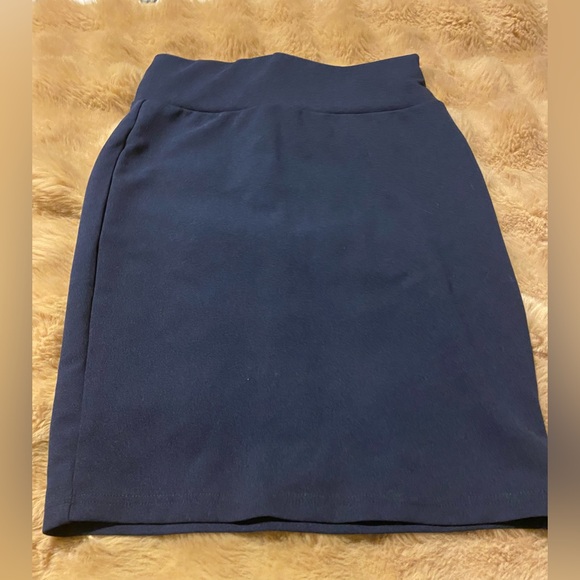 EMERY ROSE Wideband Waist Solid Bodycon Skirt, small - Picture 4 of 6